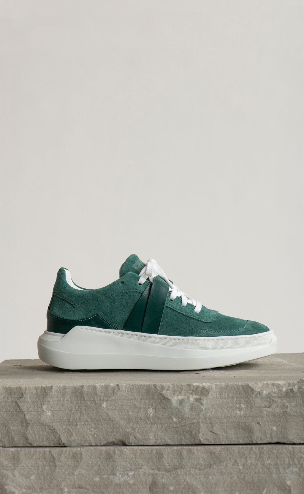 EVI G025 Men’s Collection – suede and smooth leather sneakers handcrafted in France, textured and premium masculine design