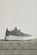 EVI G025 Gris Ardoise – sneaker de luxe en cuir velours gris Made in France, ton sur ton