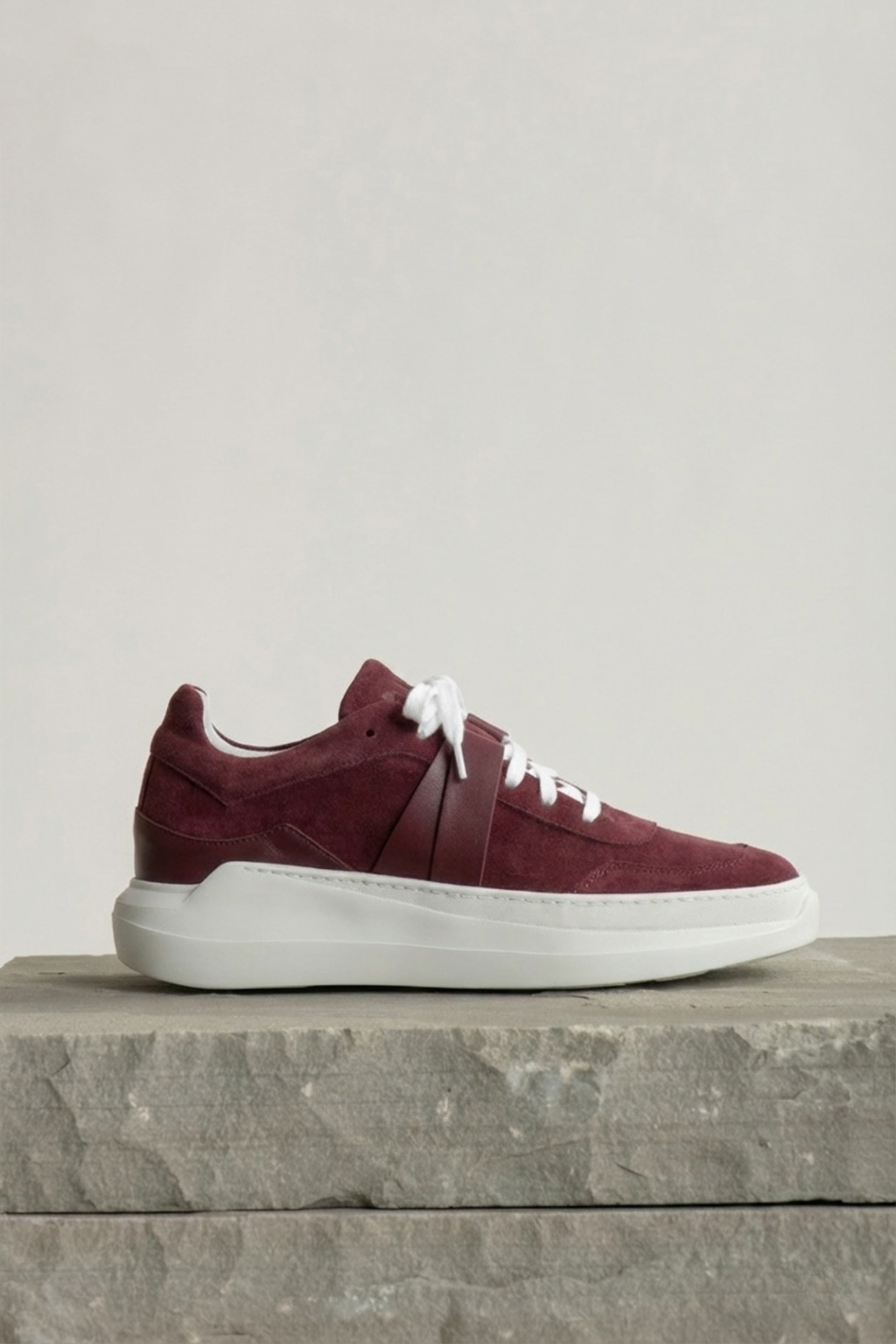 EVI G025 Lie de Vin – sneaker de luxe en cuir velours bordeaux Made in France, ton sur ton