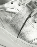 EVI G2 Magnétite – sneaker de luxe argentée en cuir Made in France, finition métallisée